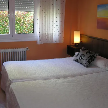 奥特里维内斯酒店 2* 科伦加