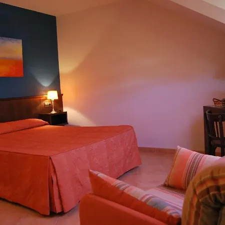 奥特里维内斯酒店 科伦加